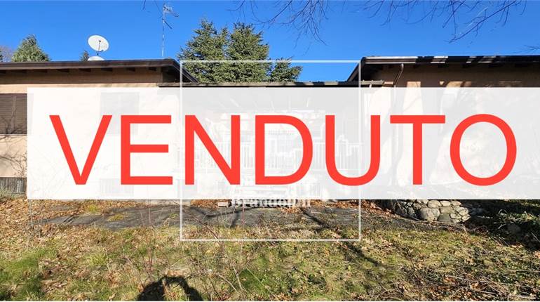 Villa for sale in Barasso