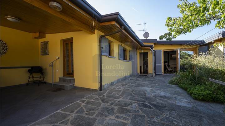 Town House for sale in Brebbia