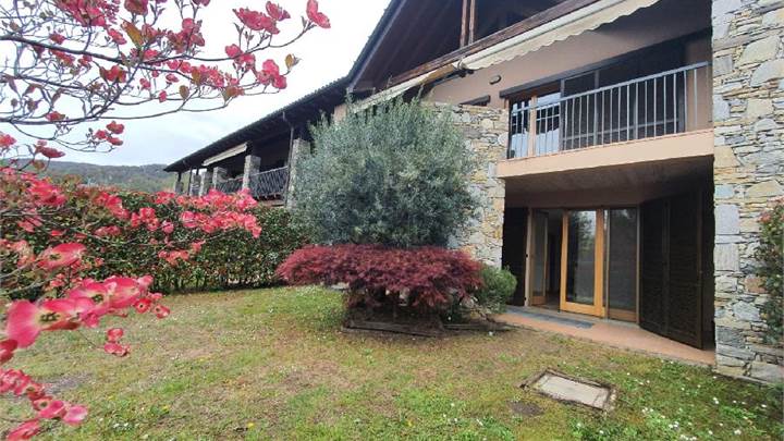 Appartamento in affitto a Gavirate
