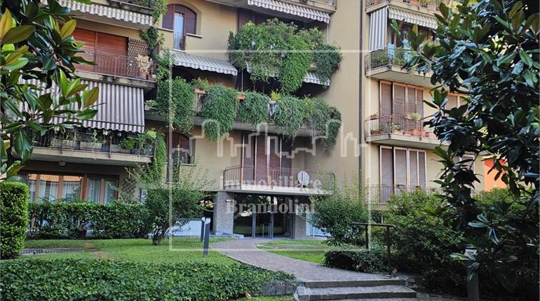 3 locali in vendita a Varese