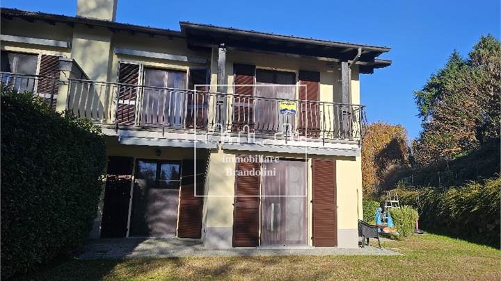 Villa in vendita a Besozzo