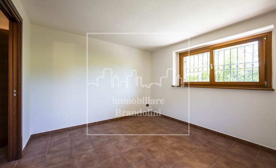 locale piano terreno