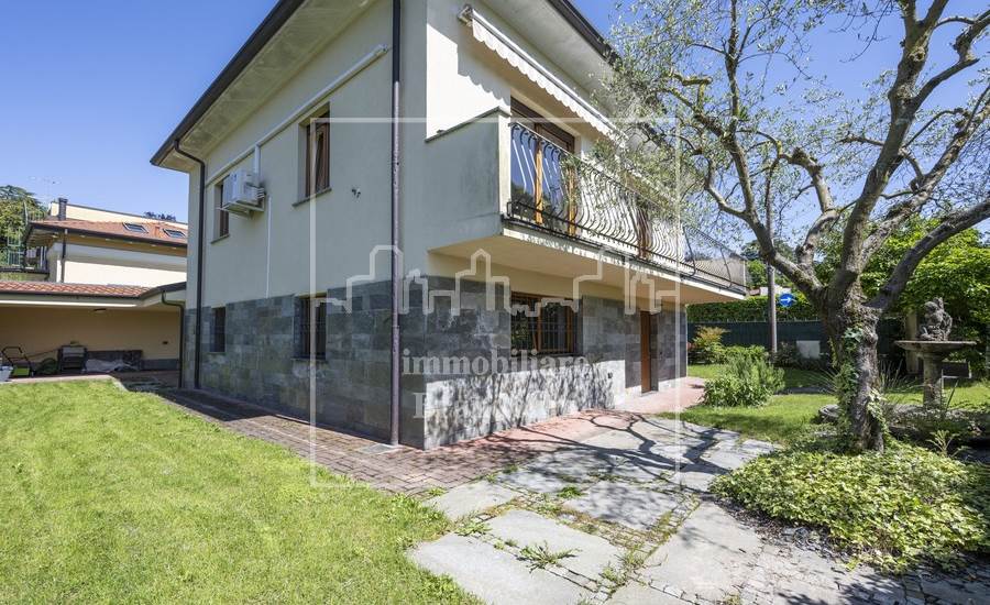 giardino lato nord ovest