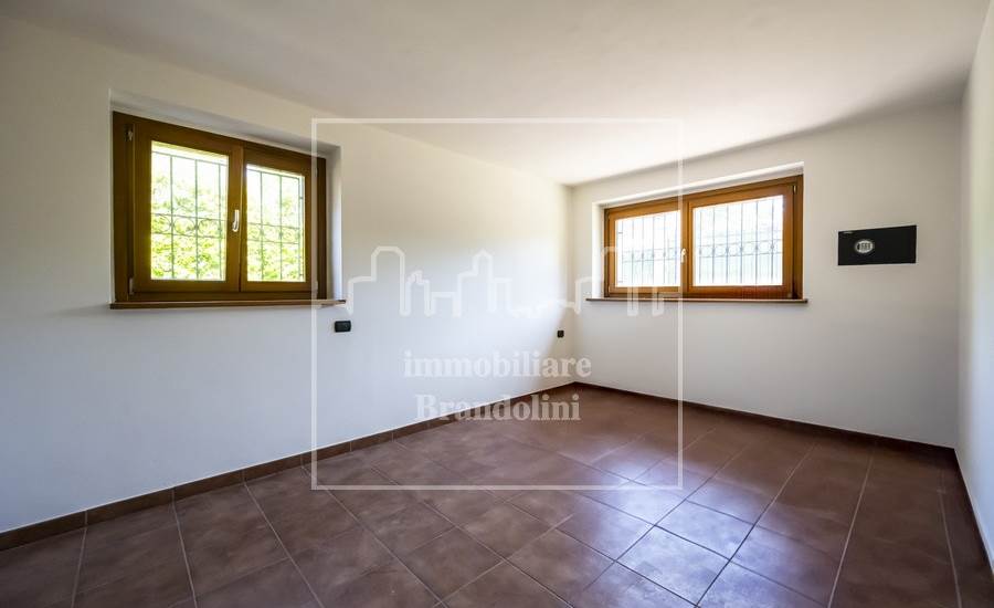 locale piano terreno