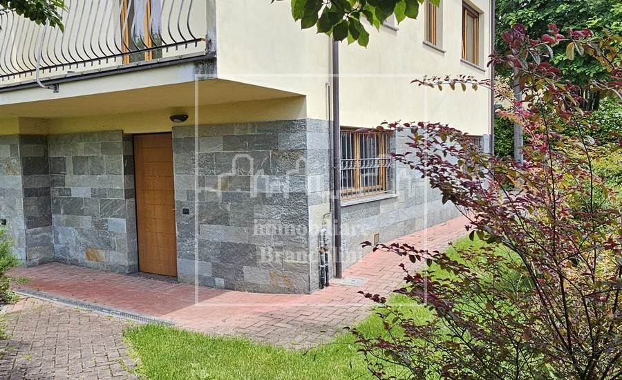 ingresso principale piano terreno