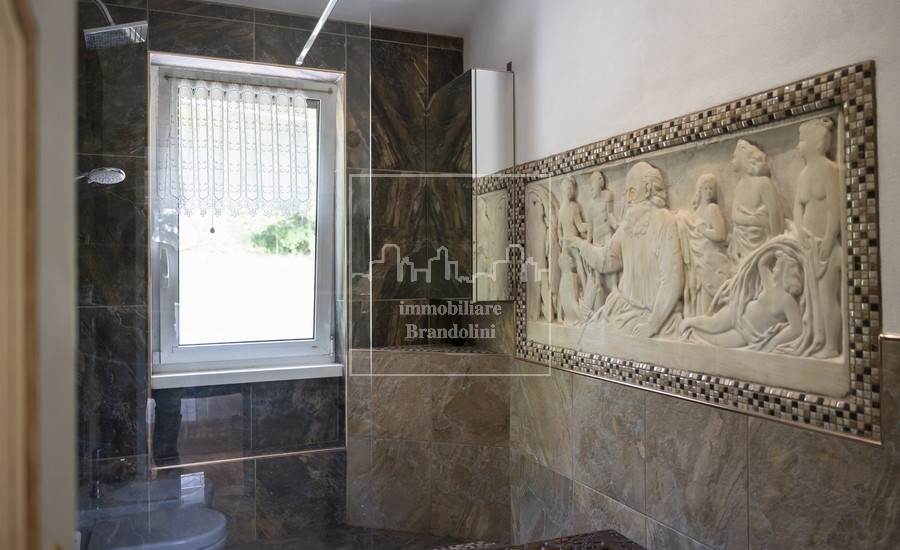 decorazione bagno camera matrimoniale